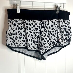 Champion Running Shorts - Medium
